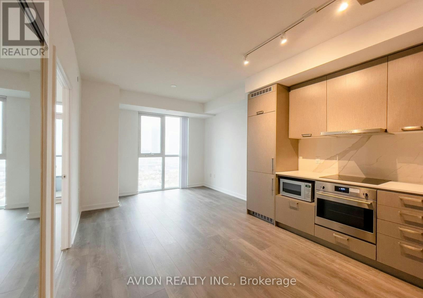 1716-10 Honeycrisp Crescent, Vaughan, ON, L4K 5Z8 - 9