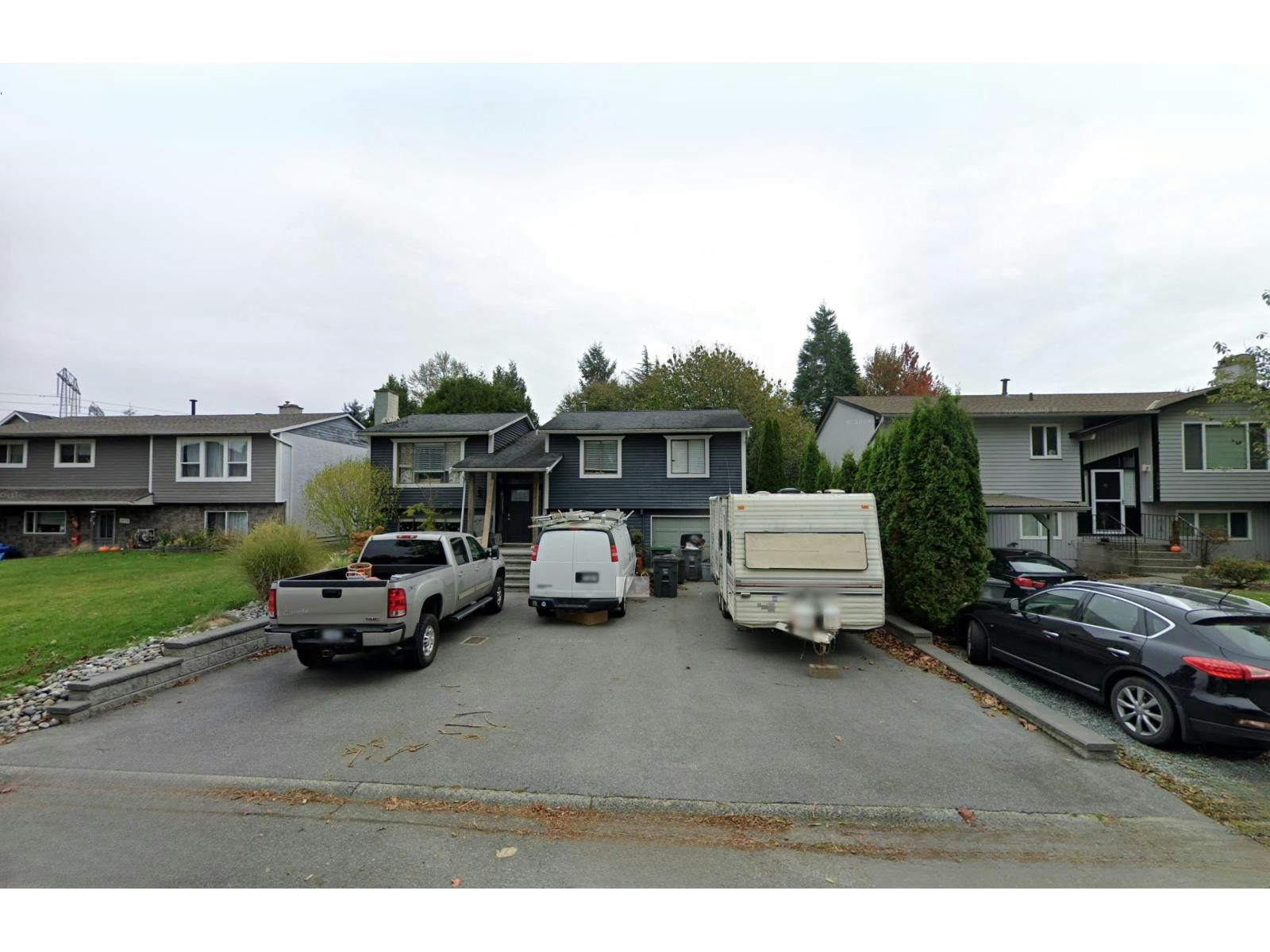5870 184a Street, Surrey, BC, V3S 5S7