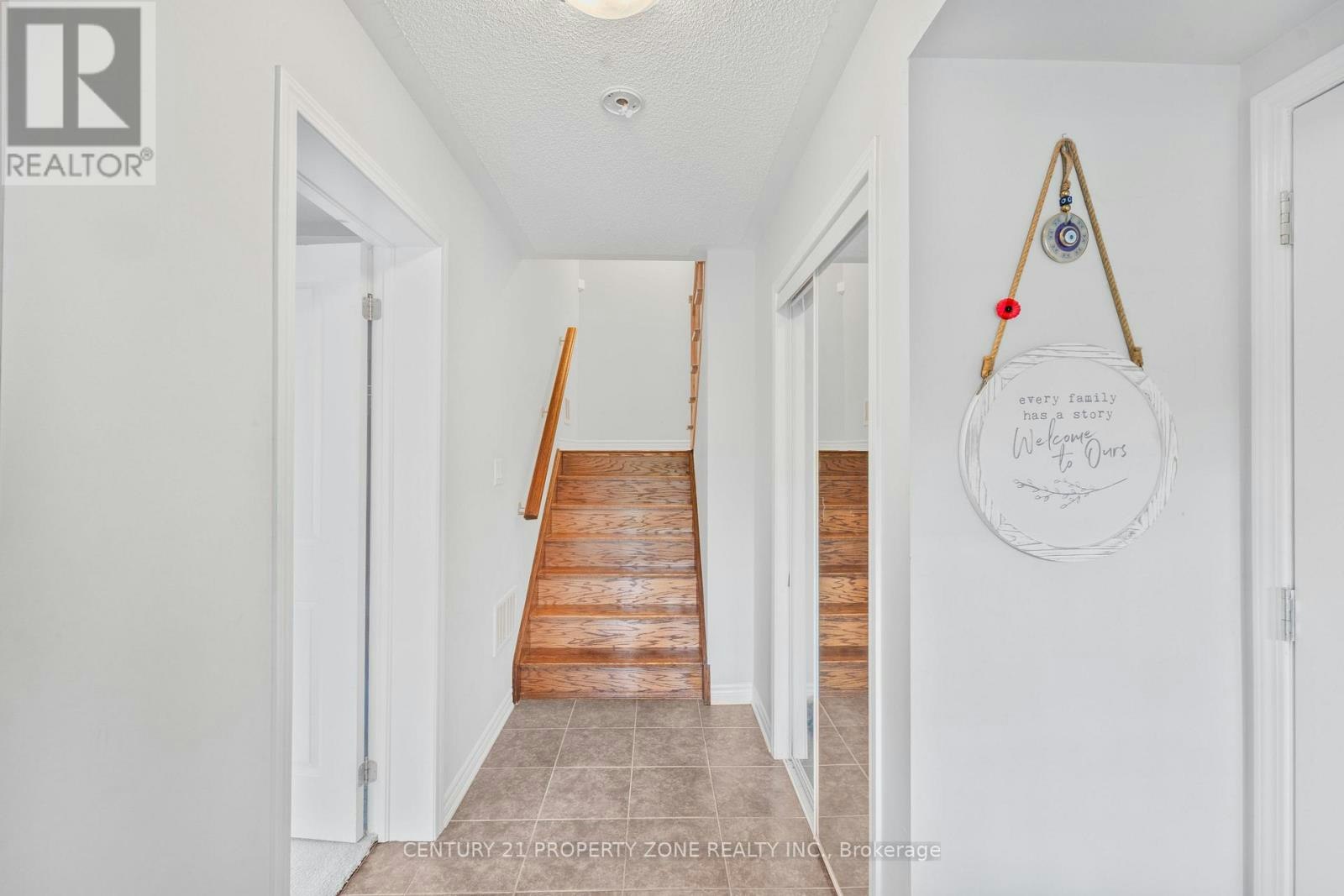 27 Midhope Way, Brampton, ON, L6Y 5W6 - 6