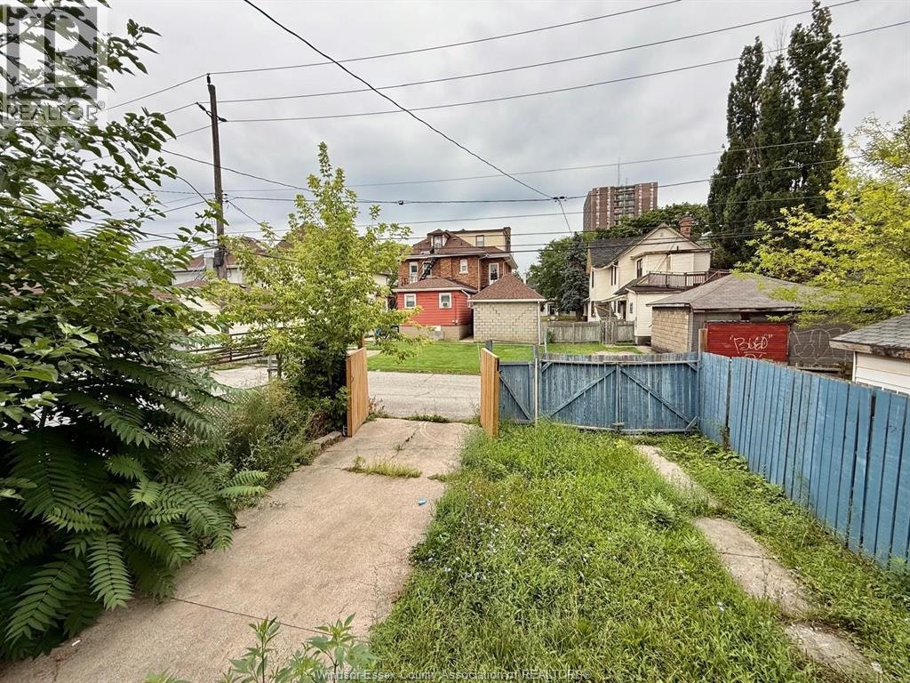 722 Dougall Avenue, Windsor, ON, N9A 4P8 - 9