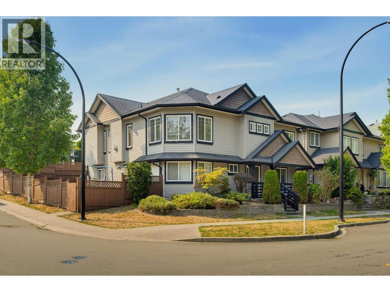 11335 Creekside Street, Maple Ridge, BC, V2W 0C7