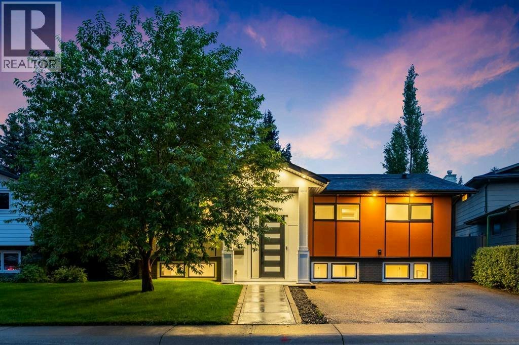 100 Lake Crimson Close SE, Calgary, AB, T2J 3K7