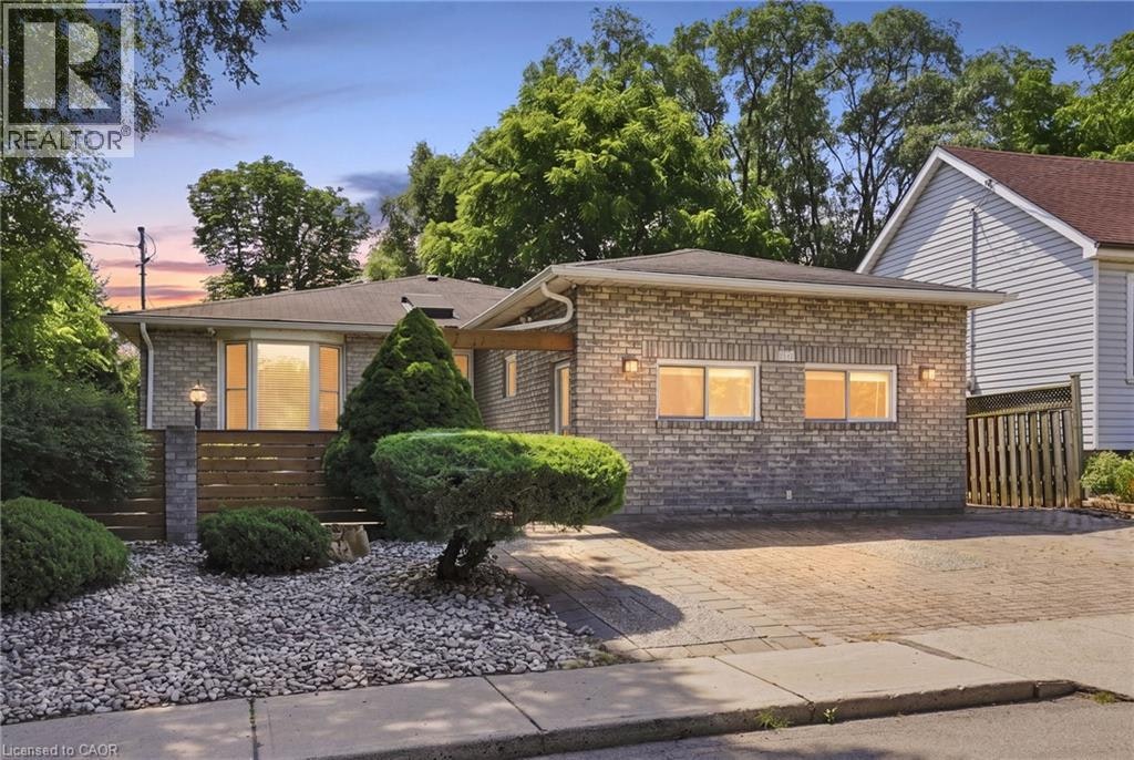 24 Hill Street, Hamilton, ON, L8P 1W7