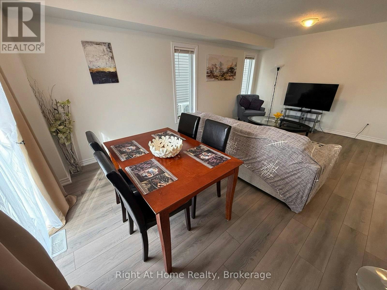 UPPER-217 Benninger Drive, Kitchener, ON, N2E 0K1 - 20