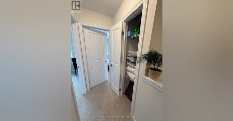 UPPER-217 Benninger Drive, Kitchener, ON, N2E 0K1 - 35