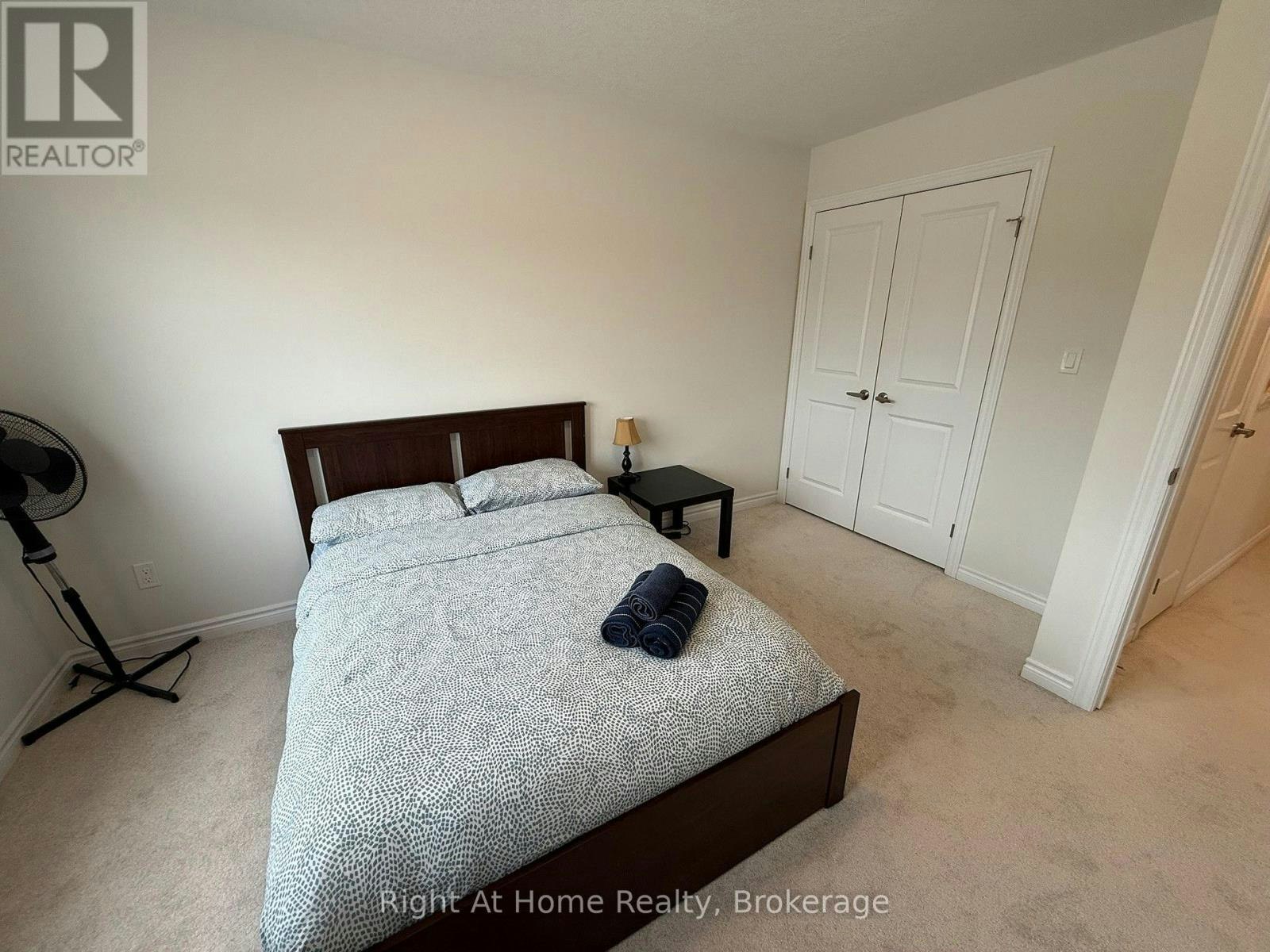 UPPER-217 Benninger Drive, Kitchener, ON, N2E 0K1 - 26