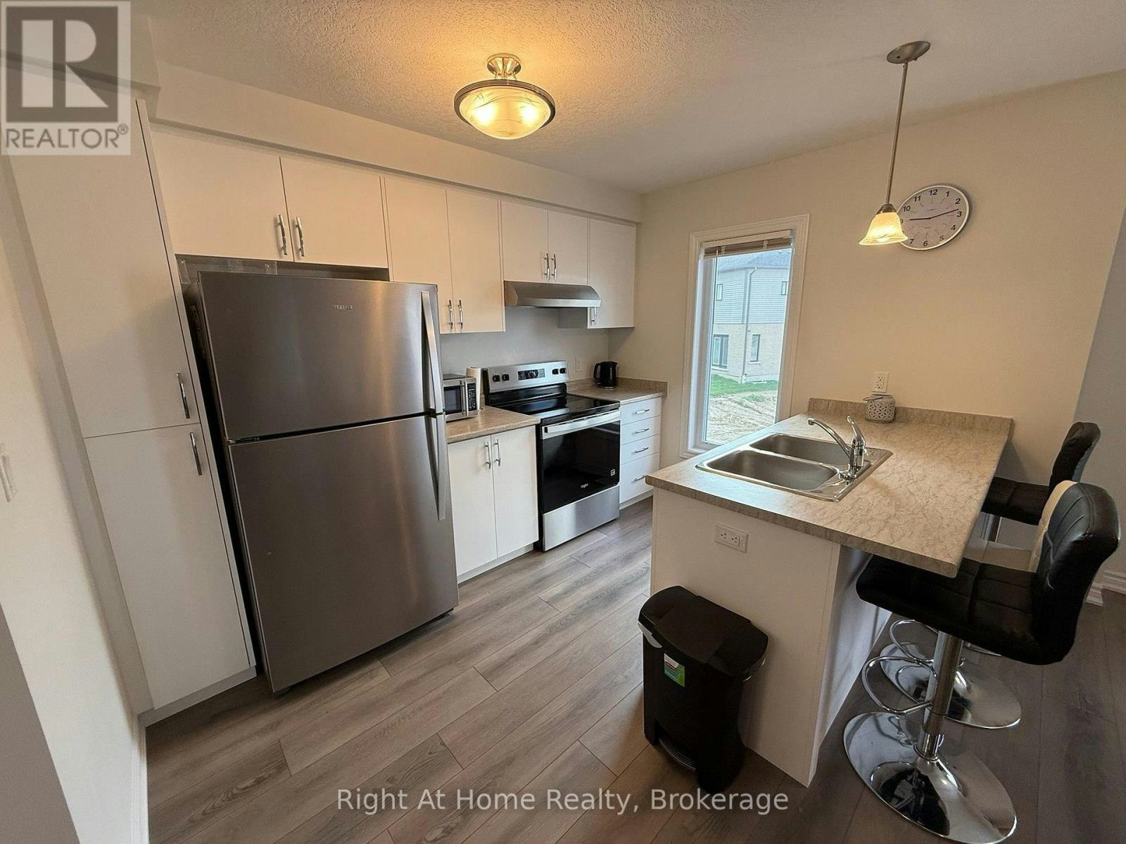 UPPER-217 Benninger Drive, Kitchener, ON, N2E 0K1 - 5