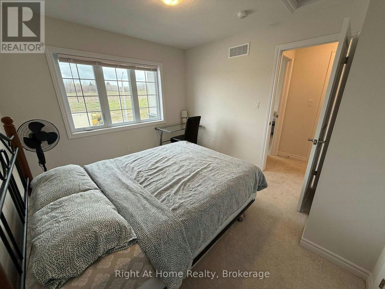 UPPER-217 Benninger Drive, Kitchener, ON, N2E 0K1 - 11