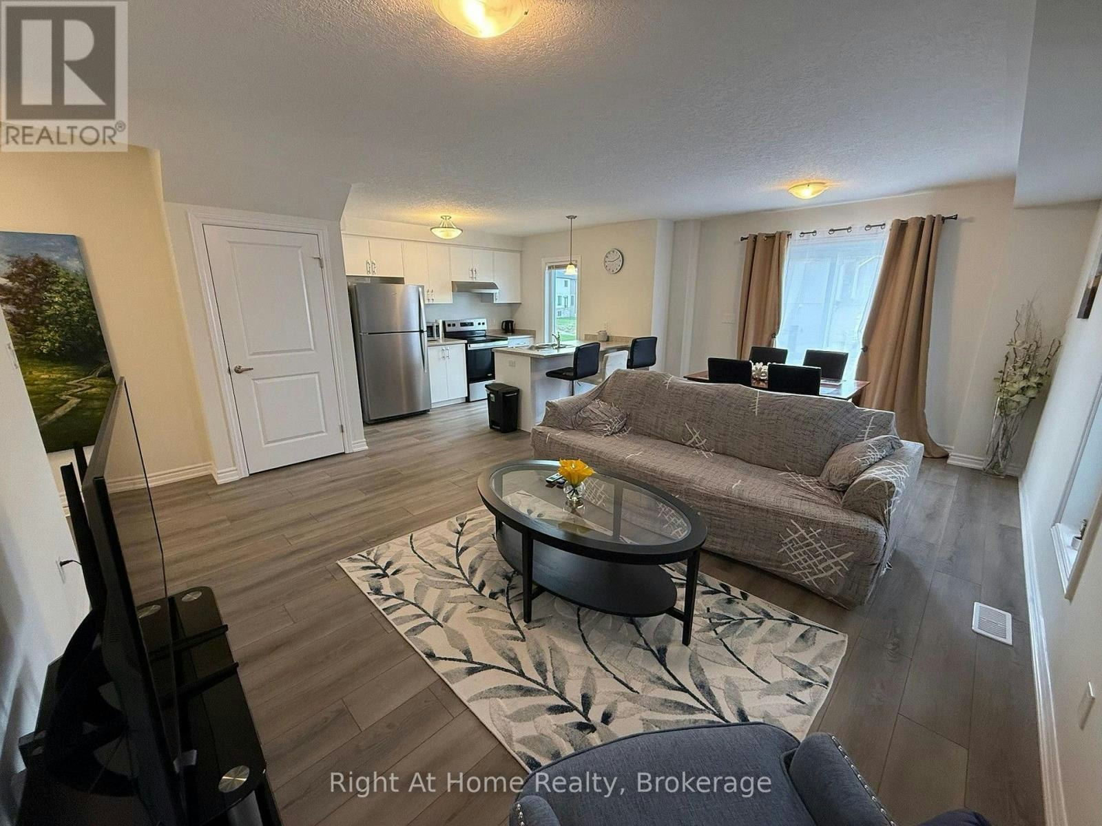 UPPER-217 Benninger Drive, Kitchener, ON, N2E 0K1 - 4