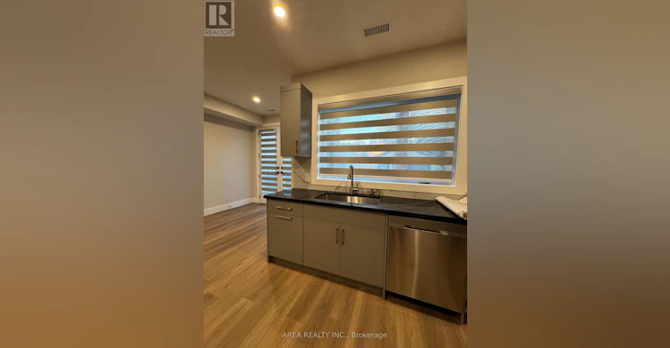 MAIN-501 Northcliffe Boulevard, Toronto, ON, M6E 3L4 - 3