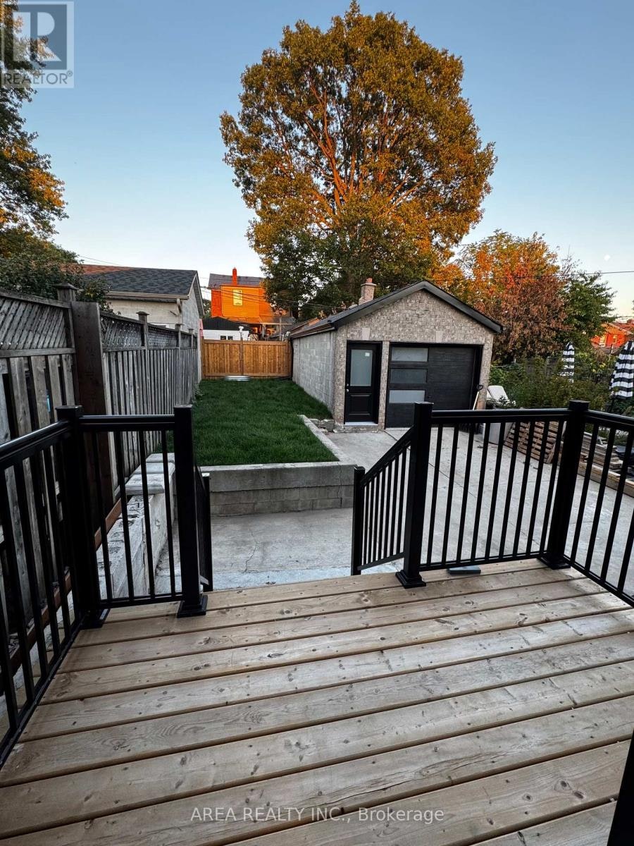 MAIN-501 Northcliffe Boulevard, Toronto, ON, M6E 3L4 - 14