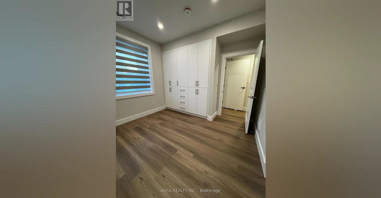 MAIN-501 Northcliffe Boulevard, Toronto, ON, M6E 3L4 - 11