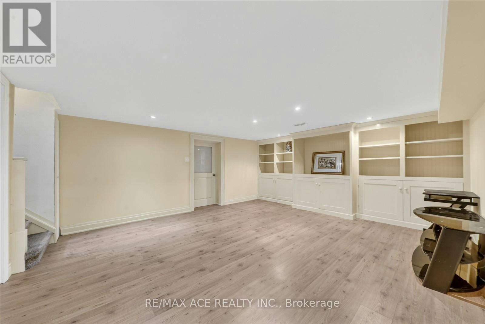 BSMT-40 Brinloor Boulevard, Toronto, ON, M1M 1L5 - 9