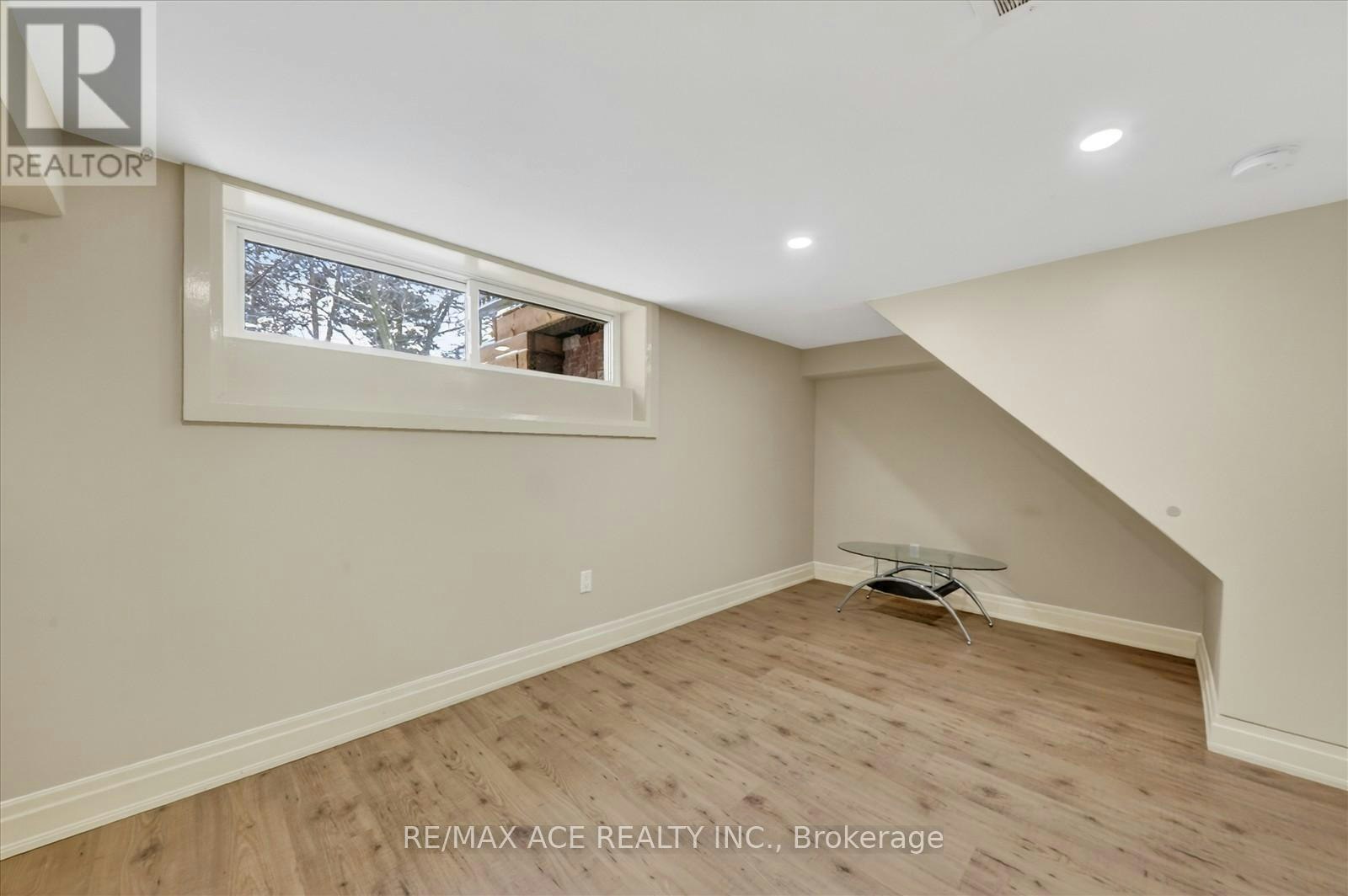 BSMT-40 Brinloor Boulevard, Toronto, ON, M1M 1L5 - 17