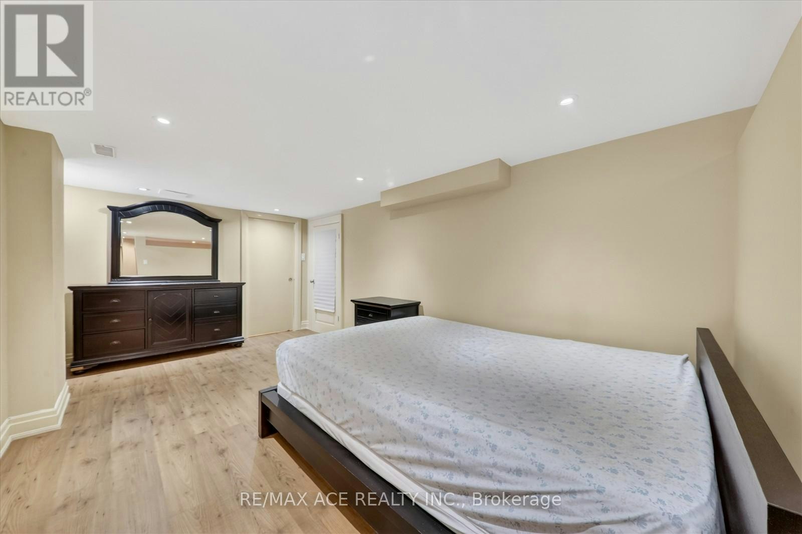 BSMT-40 Brinloor Boulevard, Toronto, ON, M1M 1L5 - 14