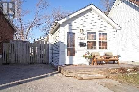 122 Harding Boulevard, Toronto, ON, M1N 3E2