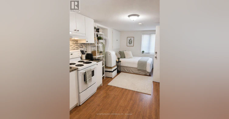 827 Dupont Street, Toronto, ON, M6G 1Z7 - 3