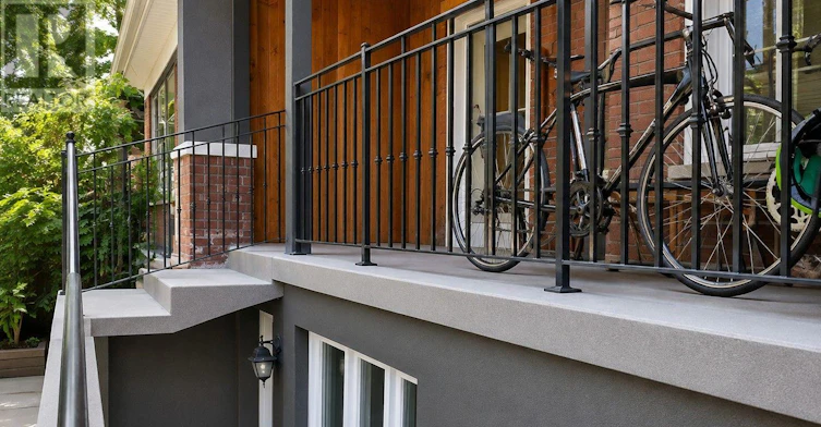 827 Dupont Street, Toronto, ON, M6G 1Z7 - 2