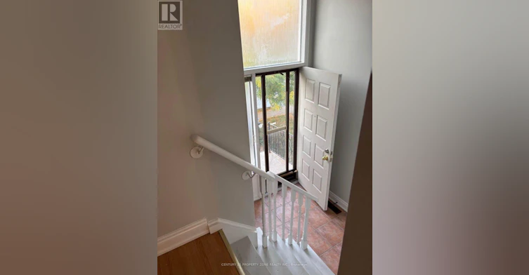 10 Martindale Crescent, Brampton, ON, L6X 2V1