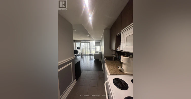 1905-11 Brunel Court, Toronto, ON, M5V 3Y3 - 3