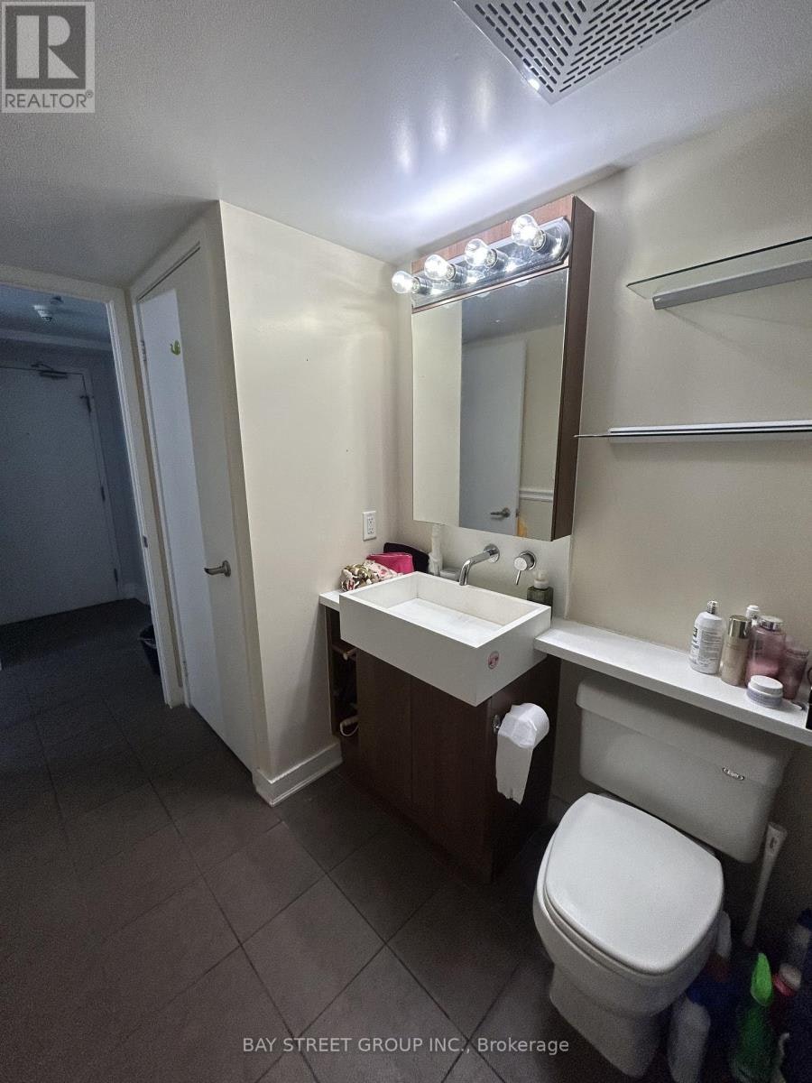 1905-11 Brunel Court, Toronto, ON, M5V 3Y3 - 7