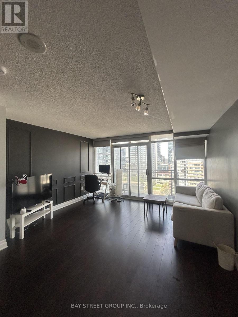 1905-11 Brunel Court, Toronto, ON, M5V 3Y3 - 4