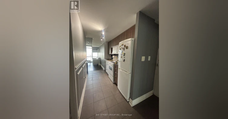 1905-11 Brunel Court, Toronto, ON, M5V 3Y3 - 2