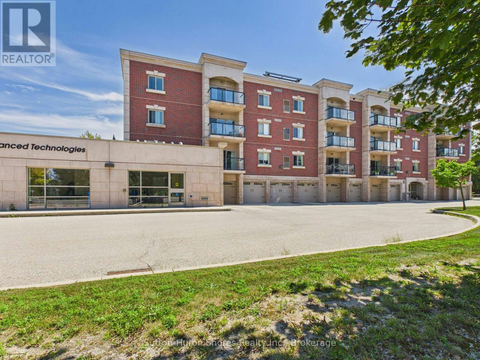 402-221 Adelaide Street, Saugeen Shores, ON, N0H 2L0