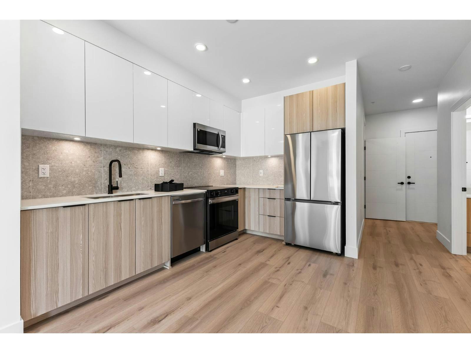 319-20769 Fraser Highway, Langley, BC, V3A 0S4 - 8