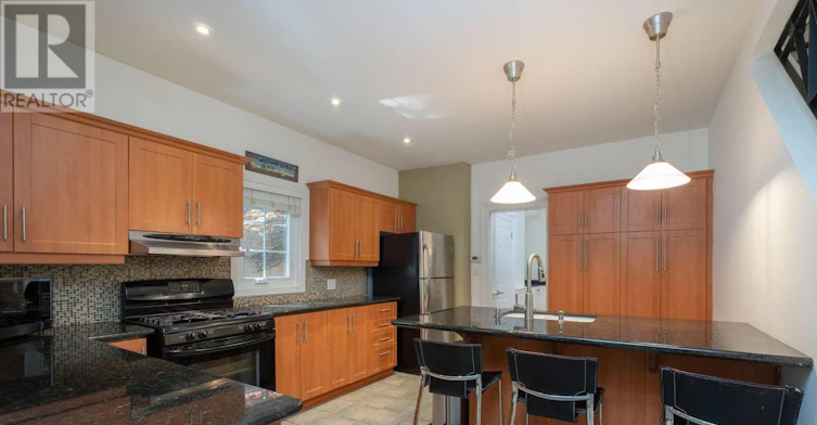 30 Scarborough Road, Toronto, ON, M4E 3M5 - 10