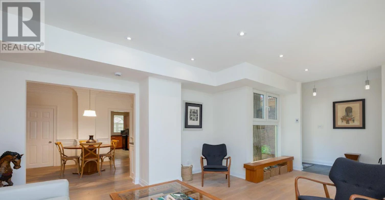 30 Scarborough Road, Toronto, ON, M4E 3M5 - 6