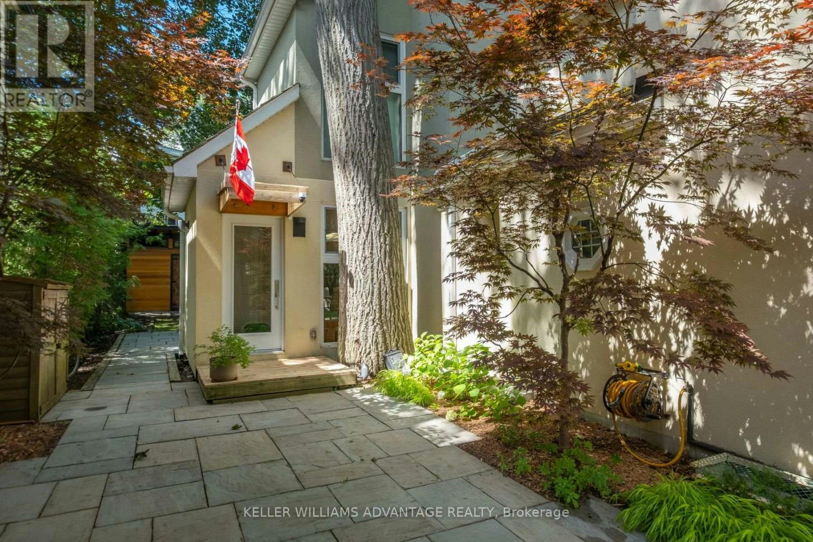 30 Scarborough Road, Toronto, ON, M4E 3M5 - 2