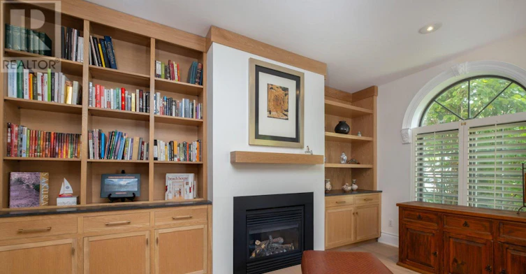 30 Scarborough Road, Toronto, ON, M4E 3M5 - 14