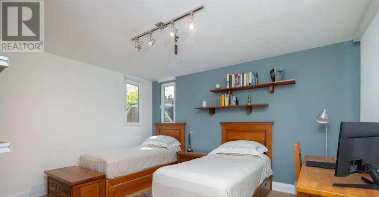 30 Scarborough Road, Toronto, ON, M4E 3M5 - 19