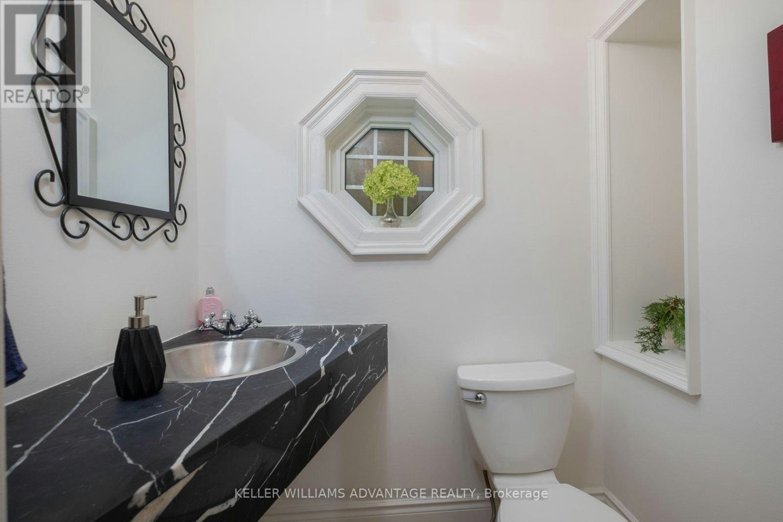 30 Scarborough Road, Toronto, ON, M4E 3M5 - 22