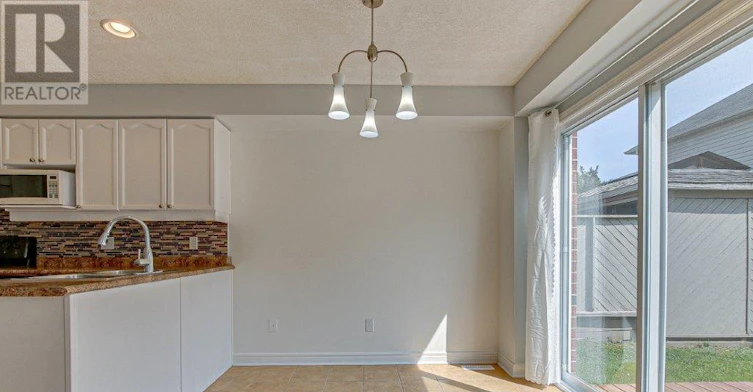 706 Hedgerow Place, London, ON, N5X 4L6 - 5