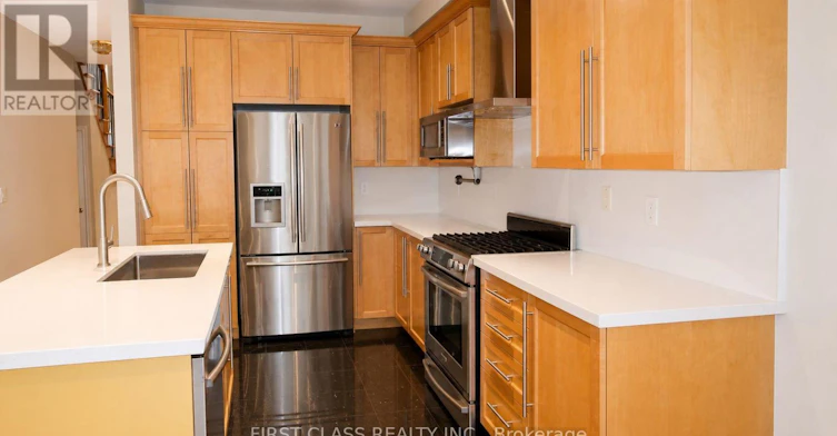 3 Florelle Drive, Markham, ON, L6E 2H7 - 6