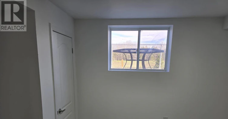 BSMT-18 Shepherd Drive, Barrie, ON, L9J 0P3 - 9