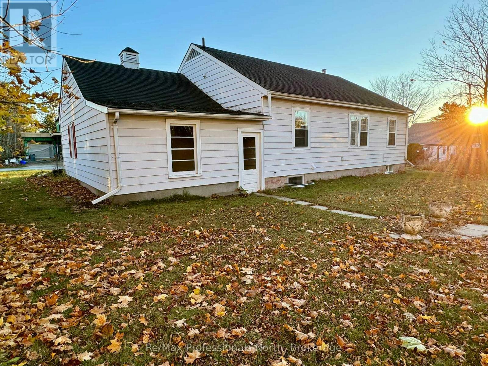 260 Isaac Street, Gravenhurst, ON, P1P 1G2 - 3
