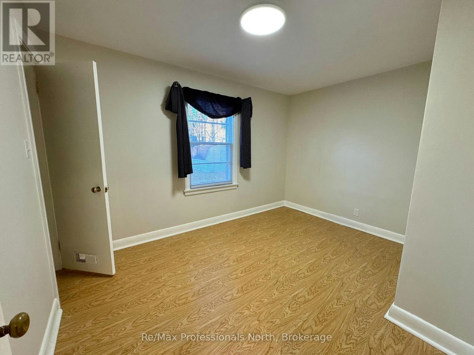 260 Isaac Street, Gravenhurst, ON, P1P 1G2 - 13