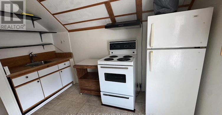 UPPER-4138 Drummond Road, Niagara Falls, ON, L2E 6B9