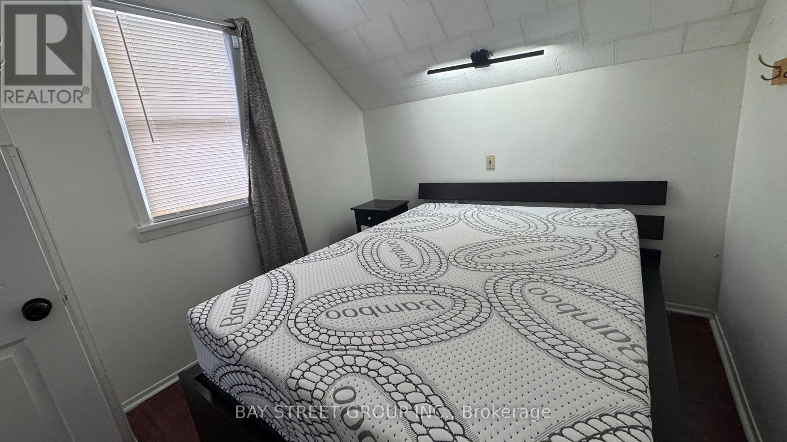 UPPER-4138 Drummond Road, Niagara Falls, ON, L2E 6B9 - 5