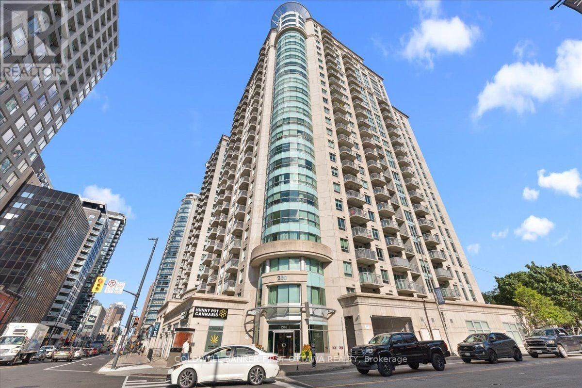 711-200 Rideau Street, Ottawa, ON, K1N 5Y1