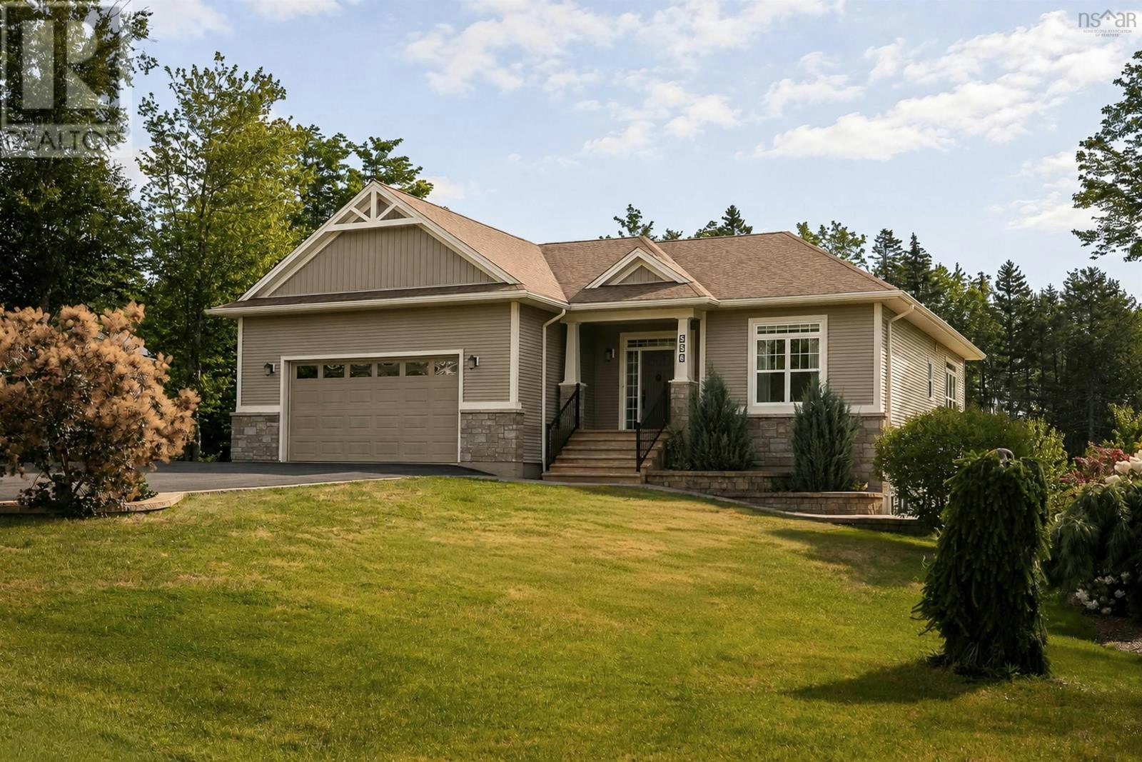 556 Duart Avenue, Fall River, NS, B2T 0L8