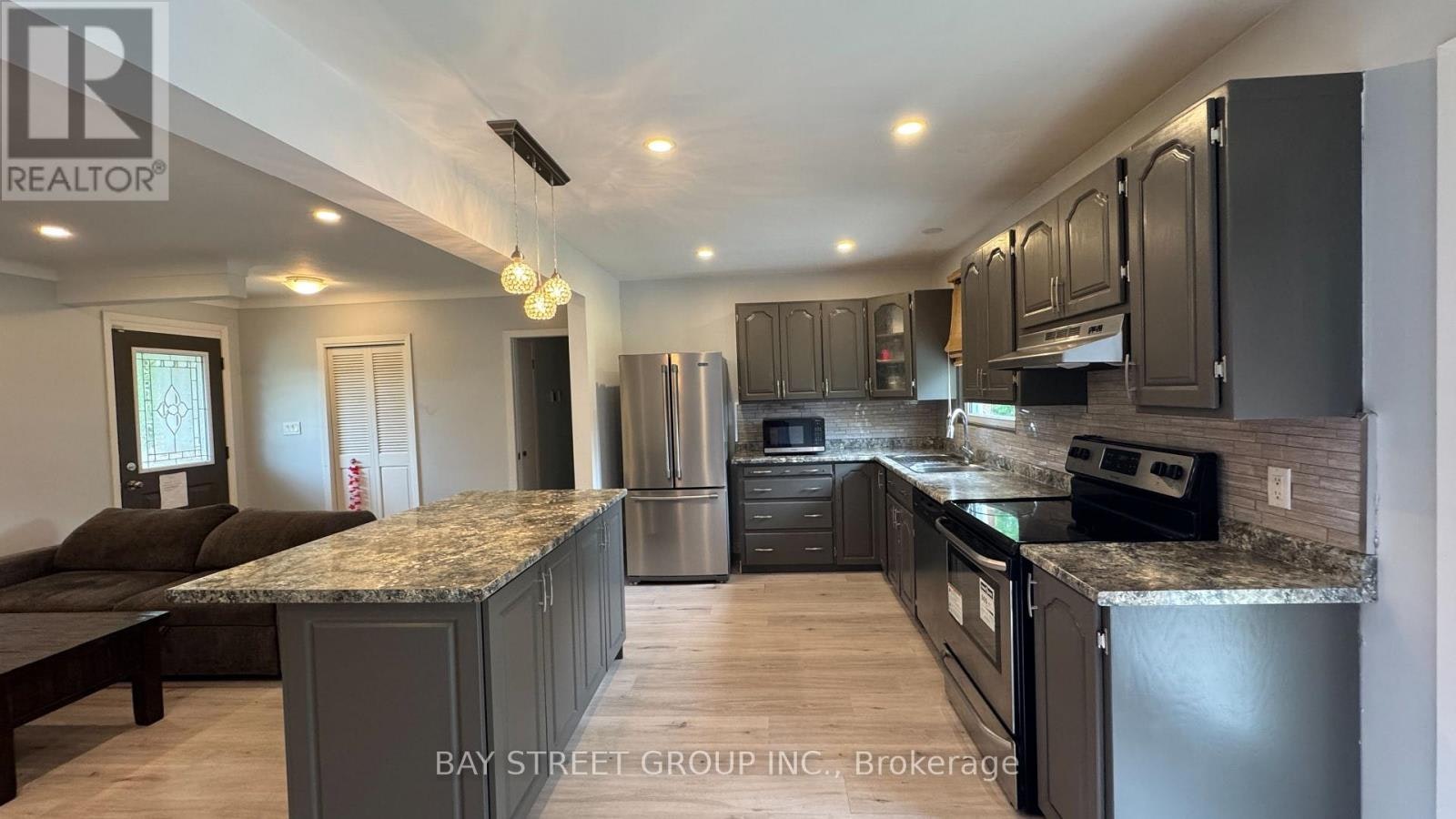 20 Windermere Road, St. Catharines, ON, L2T 3W2 - 3