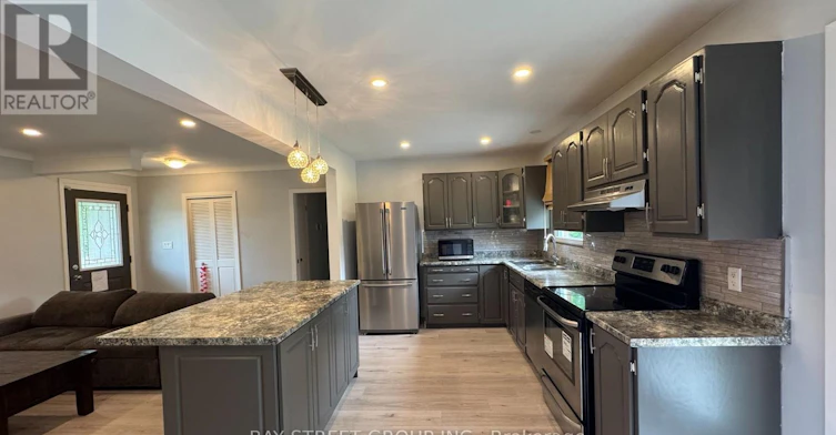 20 Windermere Road, St. Catharines, ON, L2T 3W2 - 3
