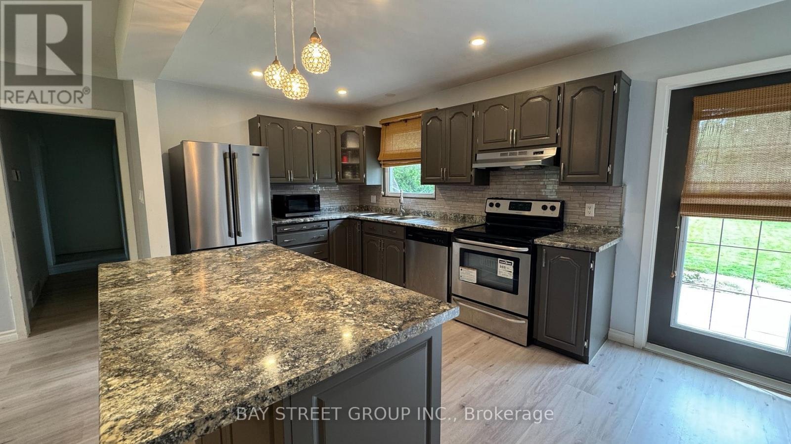 20 Windermere Road, St. Catharines, ON, L2T 3W2 - 6