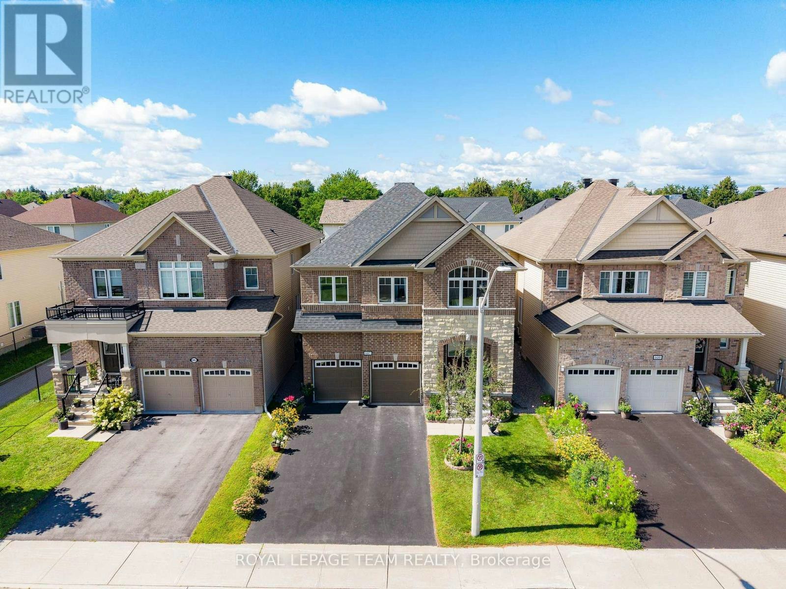607 Parade Drive, Ottawa, ON, K2S 0Y5