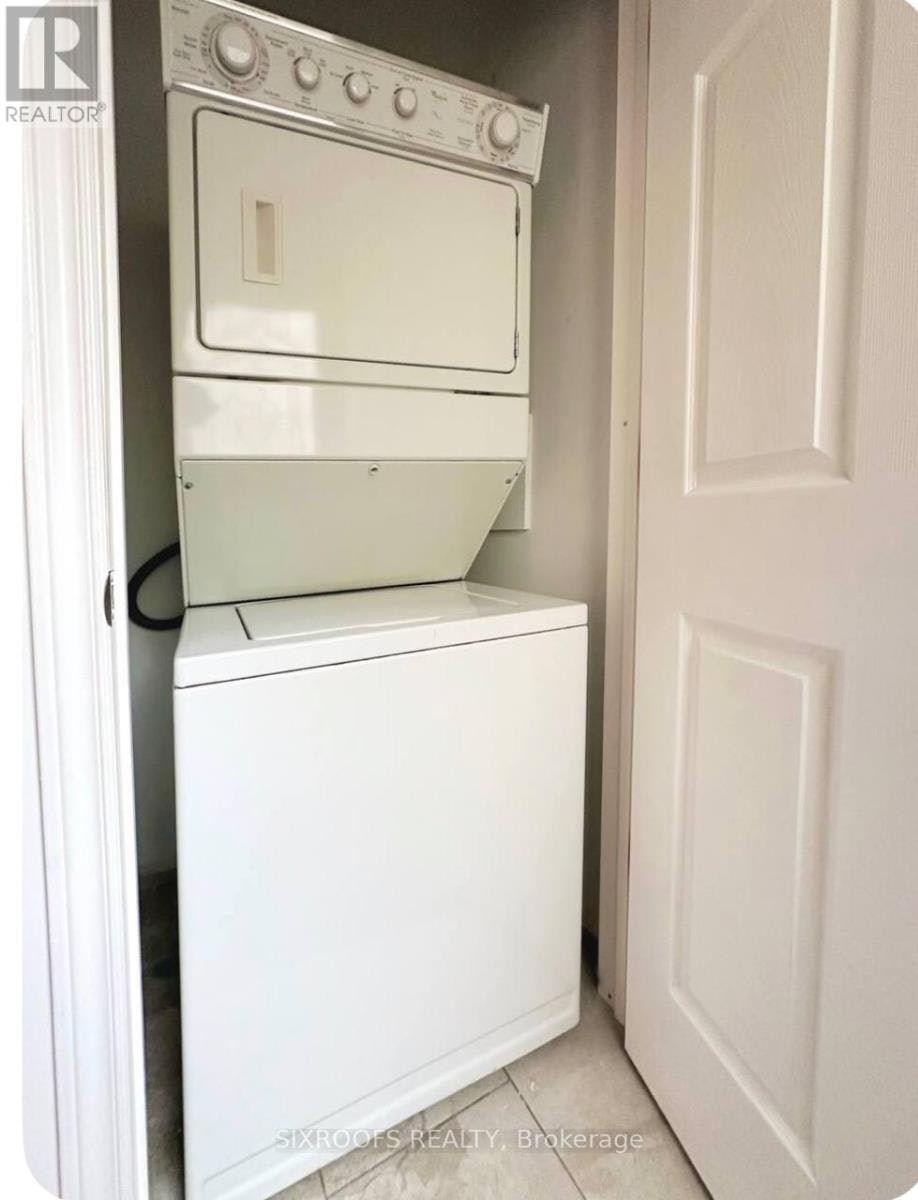 MAIN-43 Eleanor Circle, Richmond Hill, ON, L4C 6K6 - 5
