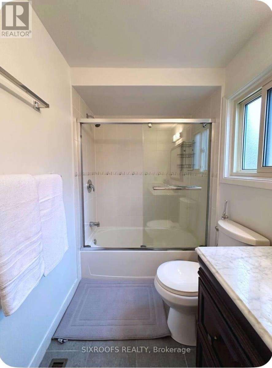 MAIN-43 Eleanor Circle, Richmond Hill, ON, L4C 6K6 - 18
